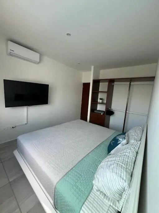 Midtown Cancun Apartment 0*,  Mexico