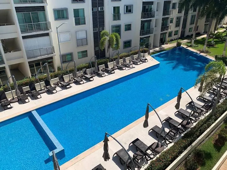 Midtown Cancun Apartment